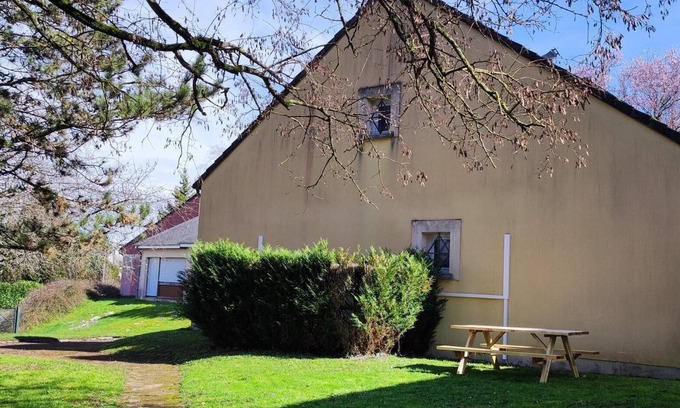 Les Aix-d'Angillon Apartment | Top-Rated Appart'Hôtel Le Haut Berry with Family-Friendly Amenities