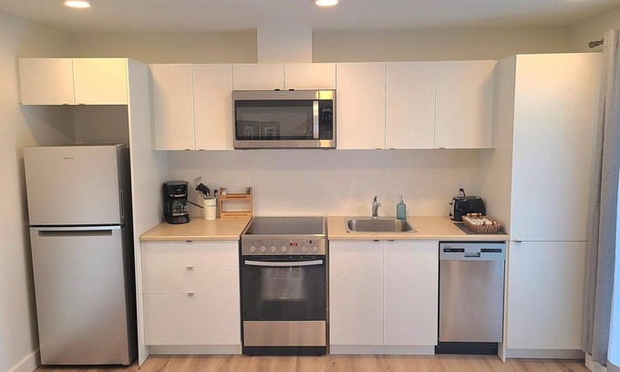 Cite-Universitaire Apartment | Discover Appart-Hôtel L'UNI: Spa, Breakfast & Family-Friendly