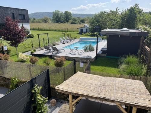 Chouzelot Apartment | Tranquil Retreat at Loue Et Passion with Oceanfront Views