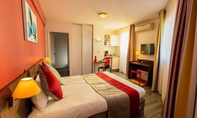 Clemenceau Apartment | Comfort Studios at Appart'Hotel Sea & Golf City Perpignan