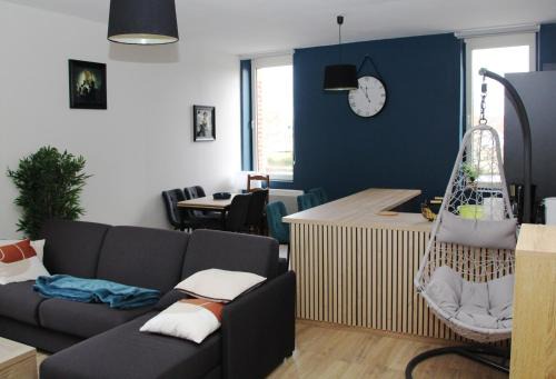 Cambrai Apartment | Elegant Appart le Cocon: Child-Friendly in City Center