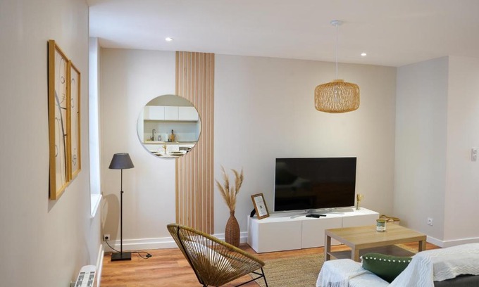 Bourg-en-Bresse Apartment | Bright Appart Lumineux: Steps from the Station, Family-Friendly
