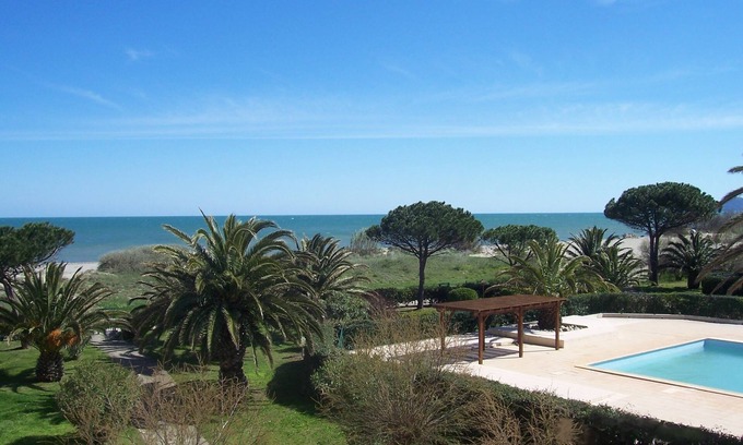 Saint-Cyprien Plage Apartment | Ocean View Retreat with Pool near Collioure - 10/10 Rated