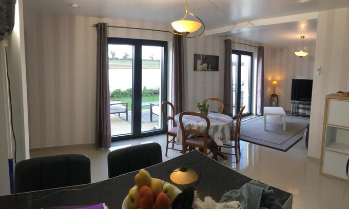 Chambry Apartment | Highly Rated Appart près de Meaux: Perfect for Families
