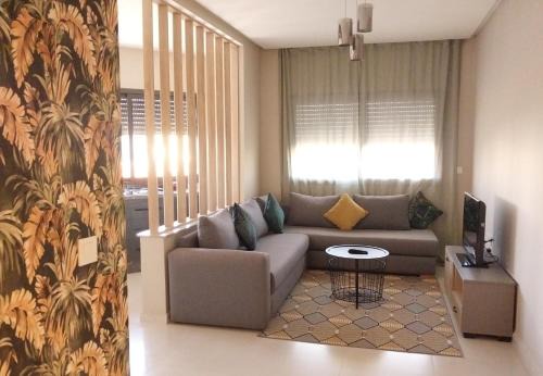 Deroua Apartment | Convenient Appart Relax near the Airport, Family-Friendly Stay