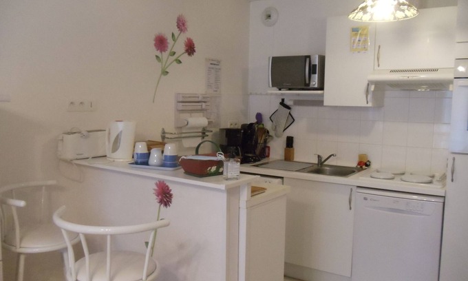 Le Treport Apartment | Highly Rated Appart. ROC for Families Near Port & Shops