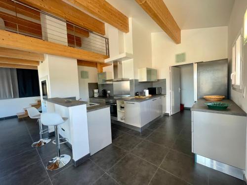 Propriano Apartment | Spacious Ocean View Apartment for 4 - Guest Rated 9.1