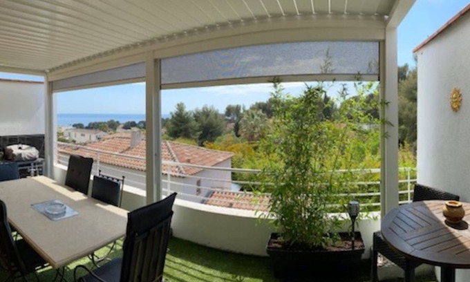La Ciotat Apartment | Stunning Appart T3 with Spa and Hot Tub in La Ciotat