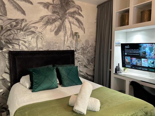 Maisons-Laffitte Apartment | Prime Appart'TERRASSE Near STADE U ARENA & Champs Élysées