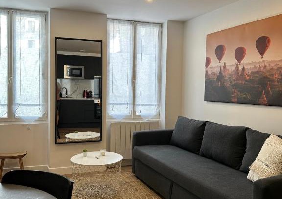La Ferte-Gaucher Apartment | Central Appart' Terrasse: Highly Rated & Family Friendly