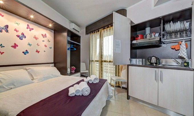 Beinasco Hotel | Outstanding AppartaHotel: Wheelchair Accessible & Family-Friendly