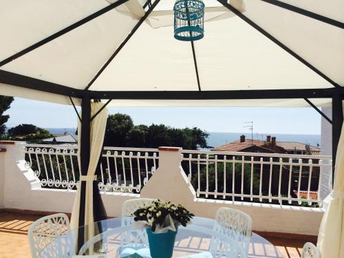 Sarroch Apartment | Inviting Appartamenti in Villa Nicanda with Ocean Views