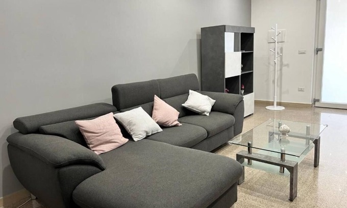 Acquaviva delle Fonti Apartment | Appartamento con 2 camere da letto, ampio salone con grande veranda accogliente