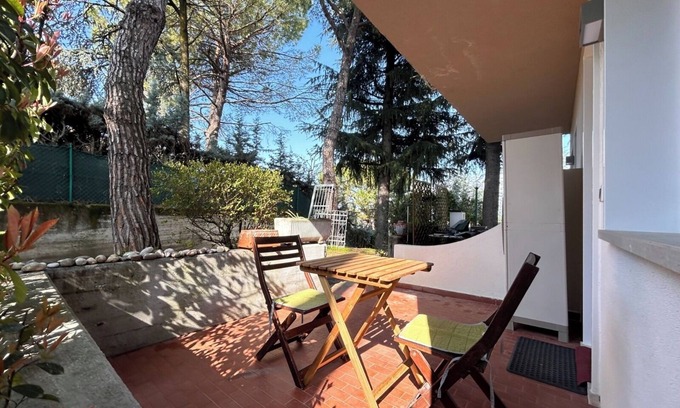 San Benedetto di Lugana Apartment | Recently Renovated Apartment with Pool in Residential Area