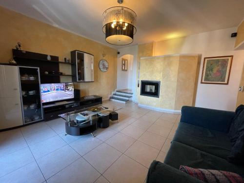 La Muddizza Apartment | Coastal Retreat at Appartamenti Abbaidda 2 with Pool