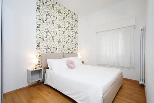 Cattolica Apartment | Family-Friendly Appartamenti Diffusi di Villa Fiorita with Pools