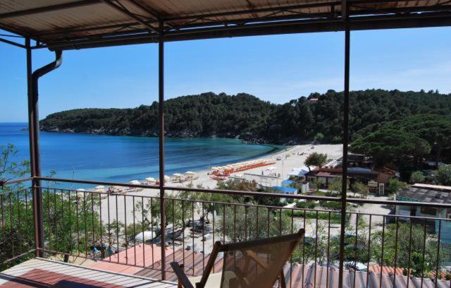 Fetovaia Apartment | Pet-Friendly Getaway at Appartamenti Fetovaia Elicriso