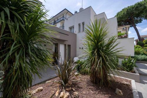 Marina Centro Apartment | Beachfront Apartments in Rimini with Ocean Views