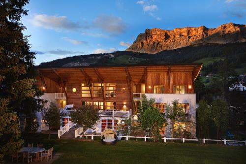 La Villa Apartment | Discover Appartamenti La Sajun & Les Viles: Rated 9.4/10