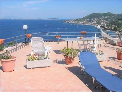 Lacco Ameno Apartment | Discover Appartamenti Miramare: Family-Friendly Retreat