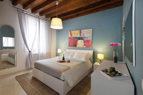 Castelfranco Veneto Apartment | Pet-Friendly Appartamenti Sofia & Marilyn - Rated 9/10!