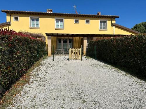 Cecina Apartment | Discover Appartamenti Teresa & Adele: 10/10 Rating & Garden