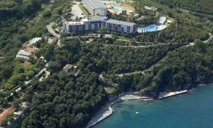 Naregno Apartment | Convenient Getaway at Appartamenti Verde Blu with Pool