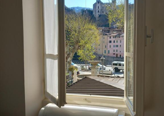 Dolceacqua Apartment | Charming Appartamentino with Castle View and Great Amenities