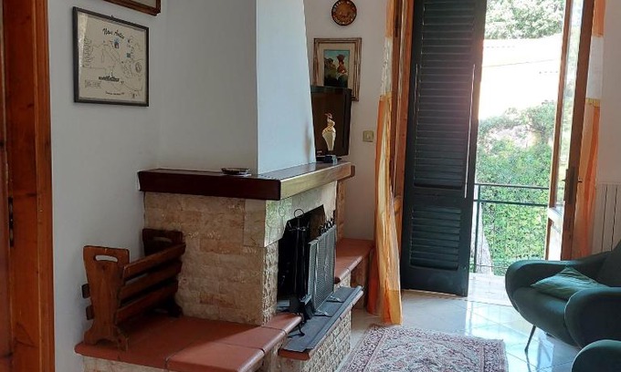 Quercianella Apartment | Family-Friendly Apartment Steps from the Sea in Quercianella