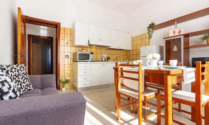 Alba Adriatica Apartment | Pet-Friendly Appartamento Alba Rosa PT - Guest Rated 9.7