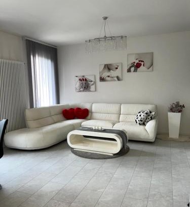 Vicenza Apartment | Pet-Friendly Appartamento ARIS: Guest Rated 9.2/10