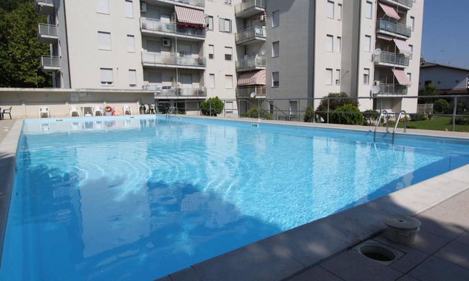 Lido di Pomposa Apartment | Pet-Friendly Appartamento Attico ELENA with Pool & Kitchen
