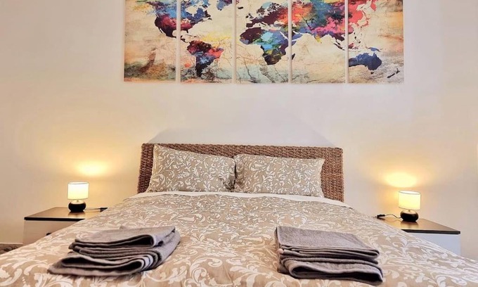 Mirafiori Apartment | Guest Favorite: Appartamento Aurora - Family-Friendly Stay
