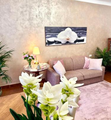 Ripamonti Corvetto Apartment | Discover Appartamento Benaco near Fondazione Prada - 9.8/10