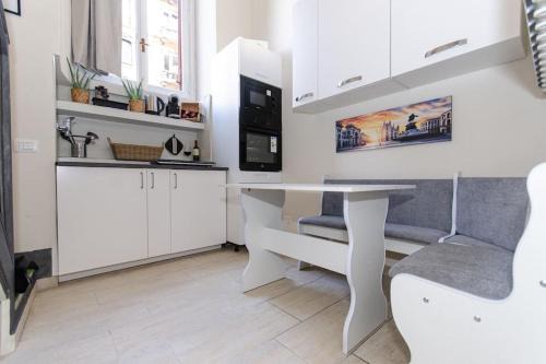 Magenta Apartment | Cozy Appartamento Cadorna - Pet and Child Friendly Retreat