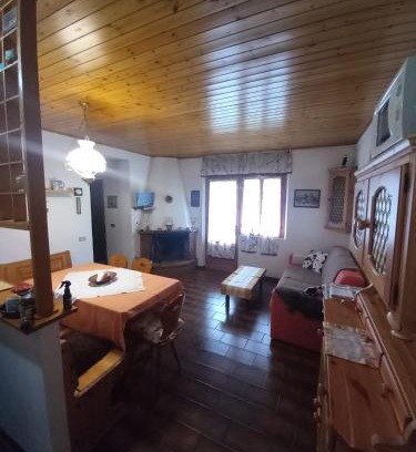Faidello Apartment | Pet and Child Friendly Retreat at Appartamento Casa Matteoli