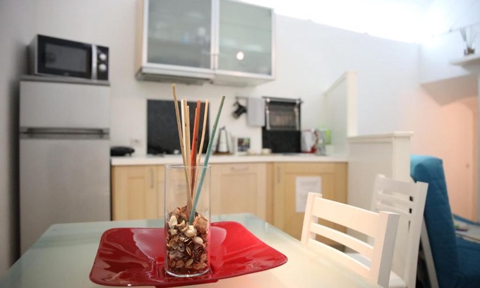 Rione VI Parione Apartment | Elegant Apartment Near Piazza Navona, Family & Pet Friendly