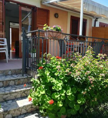 Agnone Cilento Apartment | Cozy 2-Bedroom Apartment with Garden and Family-Friendly Perks