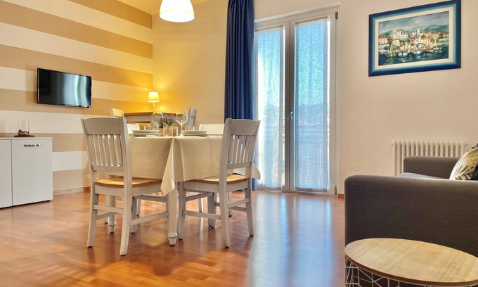 Bardolino House | Relaxing Apartment with Pool in Bardolino City Center