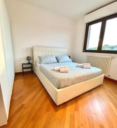 Pescara Apartment | Convenient Getaway: Pet-Friendly Apartment Near Attractions