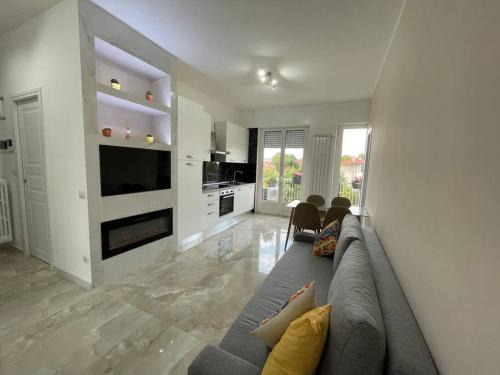 Cusano Milanino Apartment | Cozy Child-Friendly Retreat at M.I. Casa - Rated 9/10