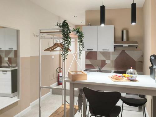 Centro Storico Nord Apartment | Appartamento Dalì