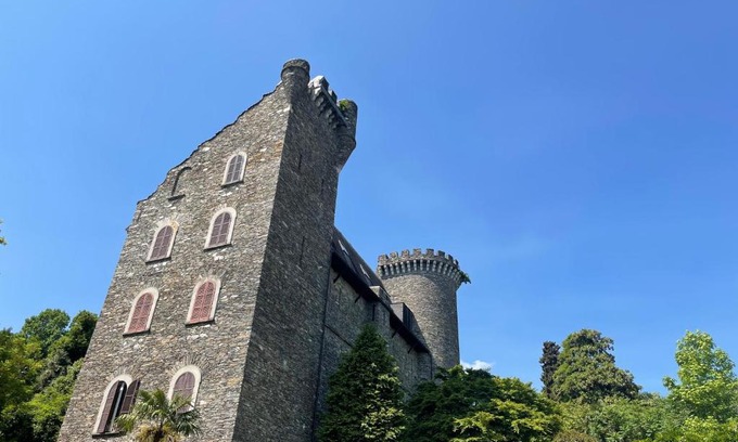 Carciano Apartment | Pet-Friendly Appartamento del Castello 1 for Your Family