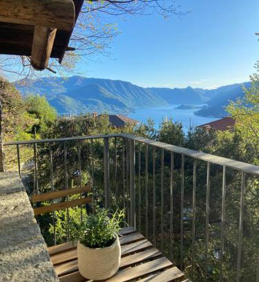 Perledo Apartment | Discover Appartamento del Meo: Family-Friendly Retreat