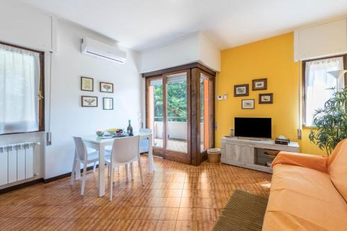 Gardone Riviera Apartment | Cozy Appartamento Emma by Lake Garda - Family Friendly Stay