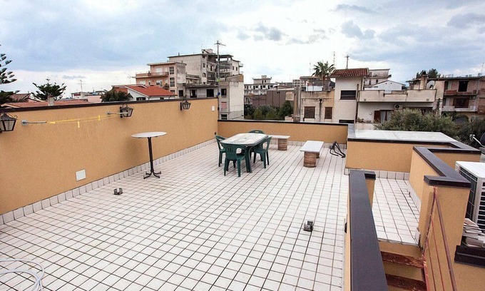 Locri House | Cozy Appartamento Ermes C: Steps from the Beach with Free Wi-Fi