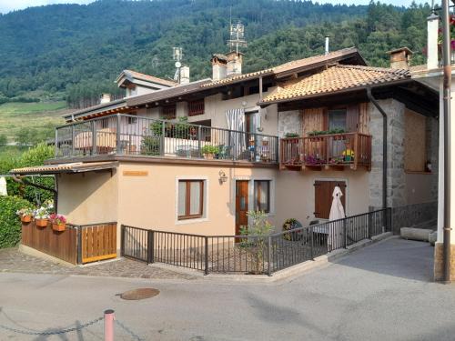 Bleggio Inferiore Apartment | Discover Appartamento Cillà: Perfect for Families & Nature