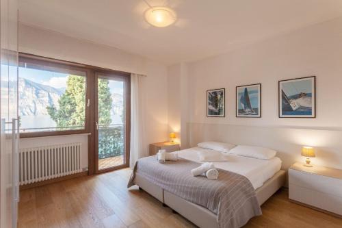 Cassone Apartment | Top-Rated Appartamento Gennaker: Family & Pet Friendly Stay