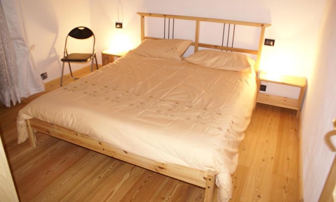 Lorenzago di Cadore Apartment | Pet-Friendly Retreat at Appartamento Ginepro Verde