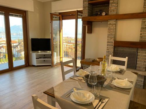 Baveno Apartment | Oceanfront Appartamento Golfo Borromeo 1 in Baveno